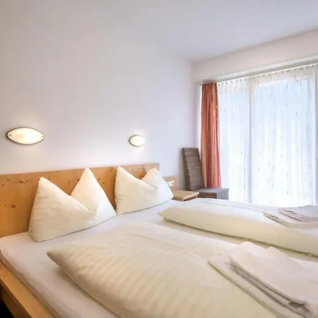 Hotel Schoeneben Haus Alpenaster *