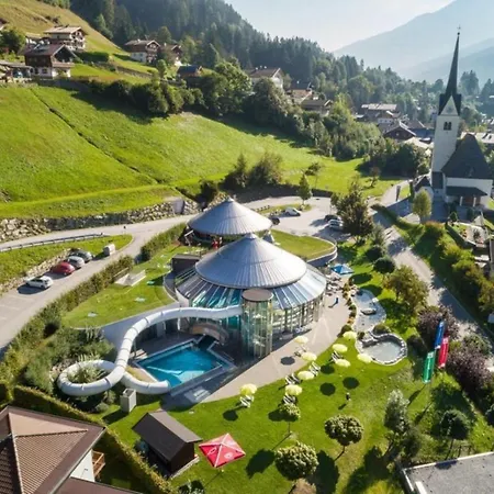 Schoeneben Haus Alpenaster Hotel
